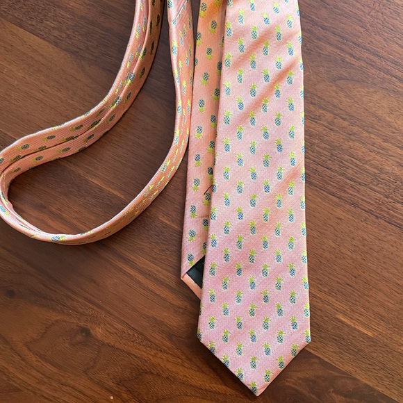 Ralph Lauren Other - Lauren ralph lauren - rapPink Patterned Men's Tie - silk